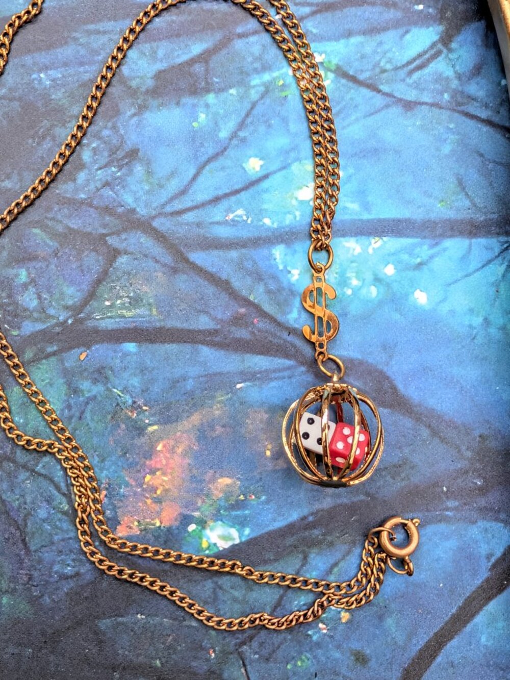 Las Vegas Vintage Tourist Souvenir Dice Necklace